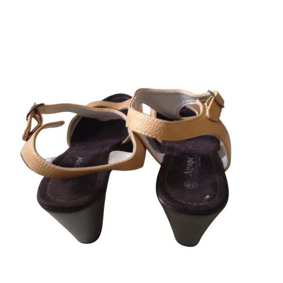 Agape Collection Women's Size 10 Beige/Brown Lightweight Wedge Heel Sandals - Picture 4 of 7